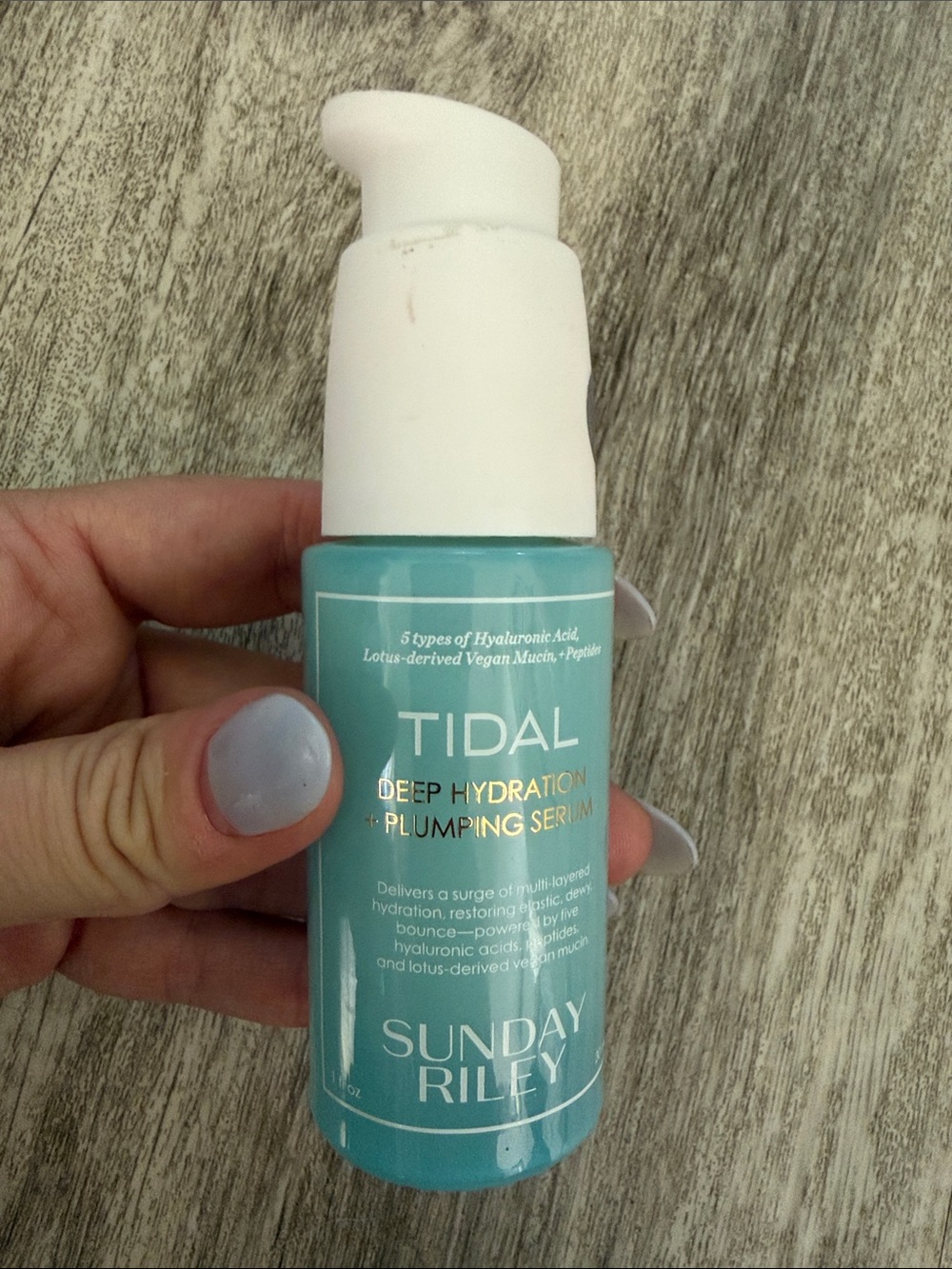 Sunday Riley Tidal Deep Hydration Plumping Serum